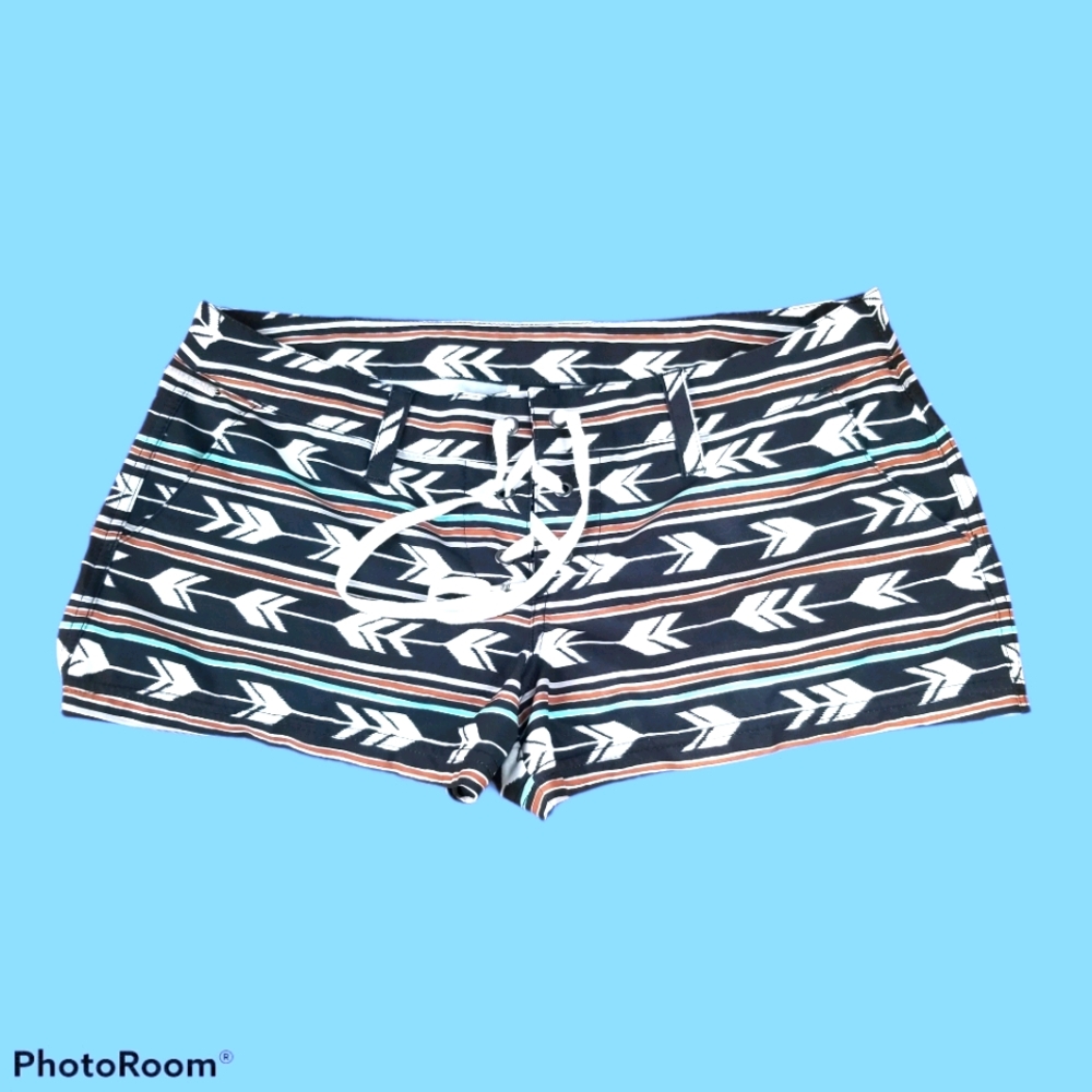 Billabong Junior Shorts Size 7